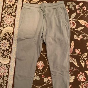 Alphalete Men’s Olive Joggers XL